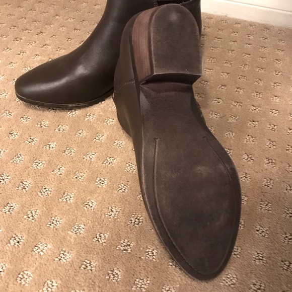 Women’s ankle boots excellent condition. Worn twice. - Picture 1 of 3